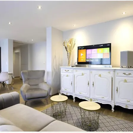 Stunning 90sqm With Panoramic View And Garden * Feldkirch